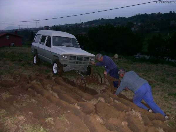 Nissan Patrol para arar 4x4